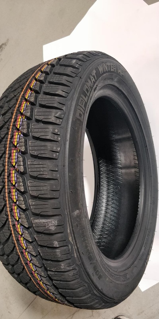 195/65 R 15 DIPLOMAT MADE BY GOODYEAR WINTER HP 91 H