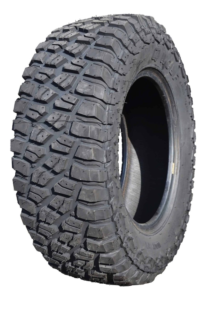 [SIG027844] 265 65 R17 WOLF MONSTER KM3 M/T DIAMOND+ X X